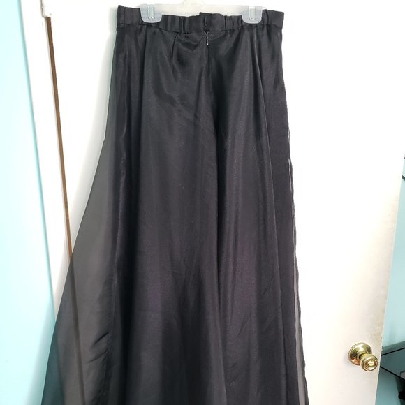 Black floor length formal skirt, size 10 - Picture 2 of 4